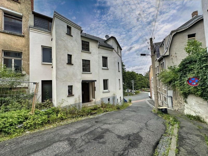 Handwerkerobjekt mit 3 Wohneinheiten und Garage/Werkstatt